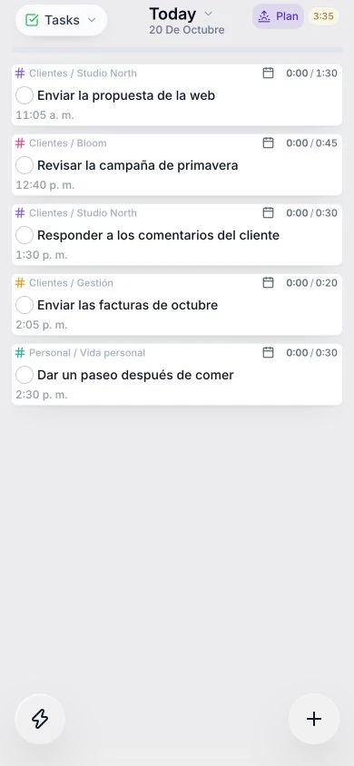 Planificador móvil actual de Juno con tareas de ejemplo de clientes